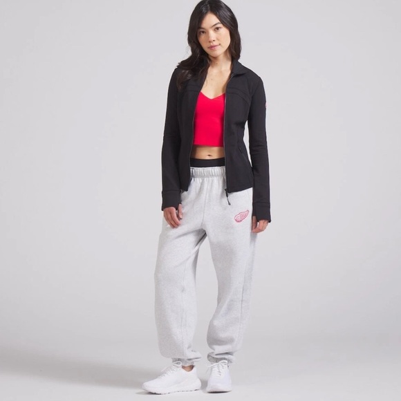 Lululemon x Detroit Red Wings Define Luon Jacket Women’s Size 10 NWOT - Picture 9 of 10